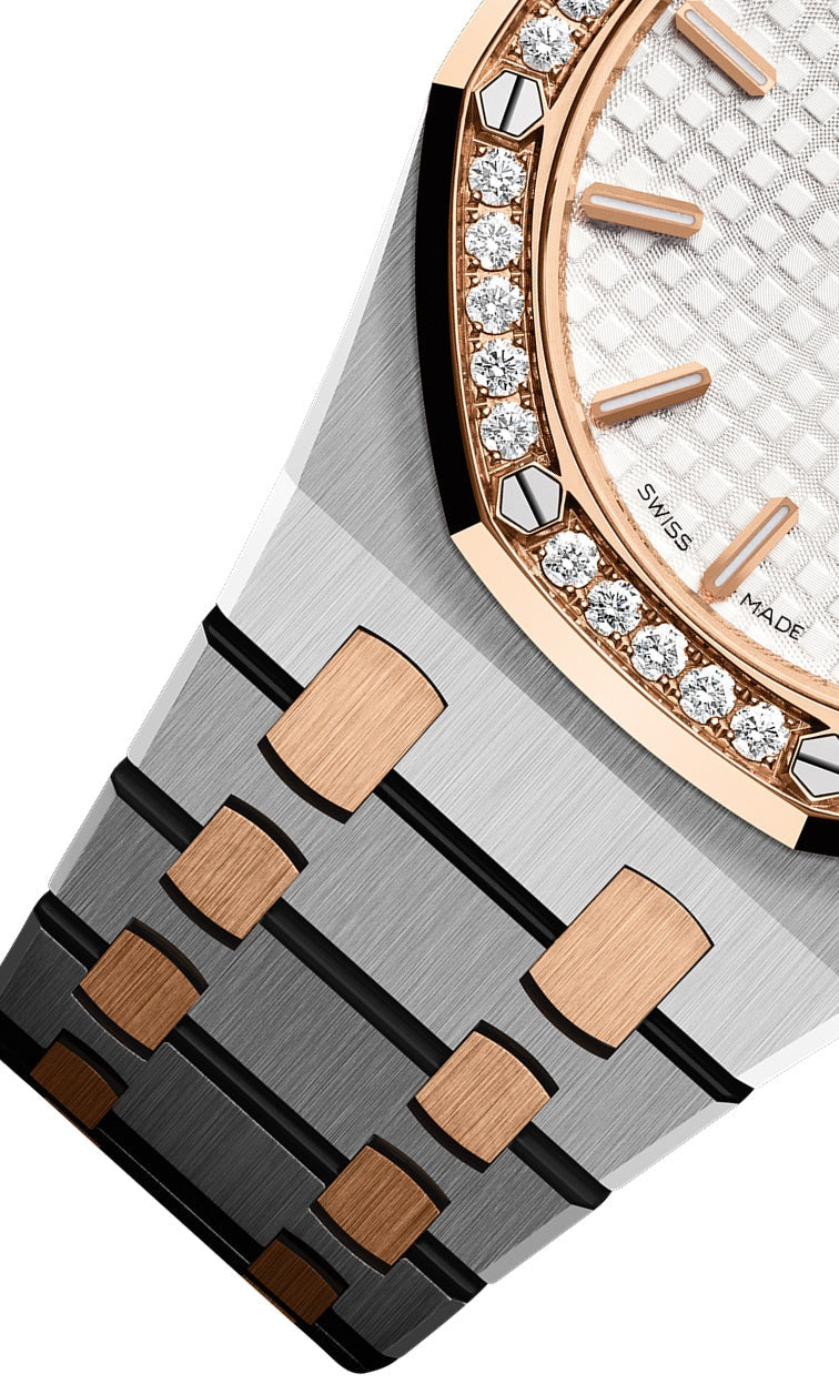 Audemars Piguet Royal Oak QUARTZ Ref# 67651SR.ZZ.1261SR.01