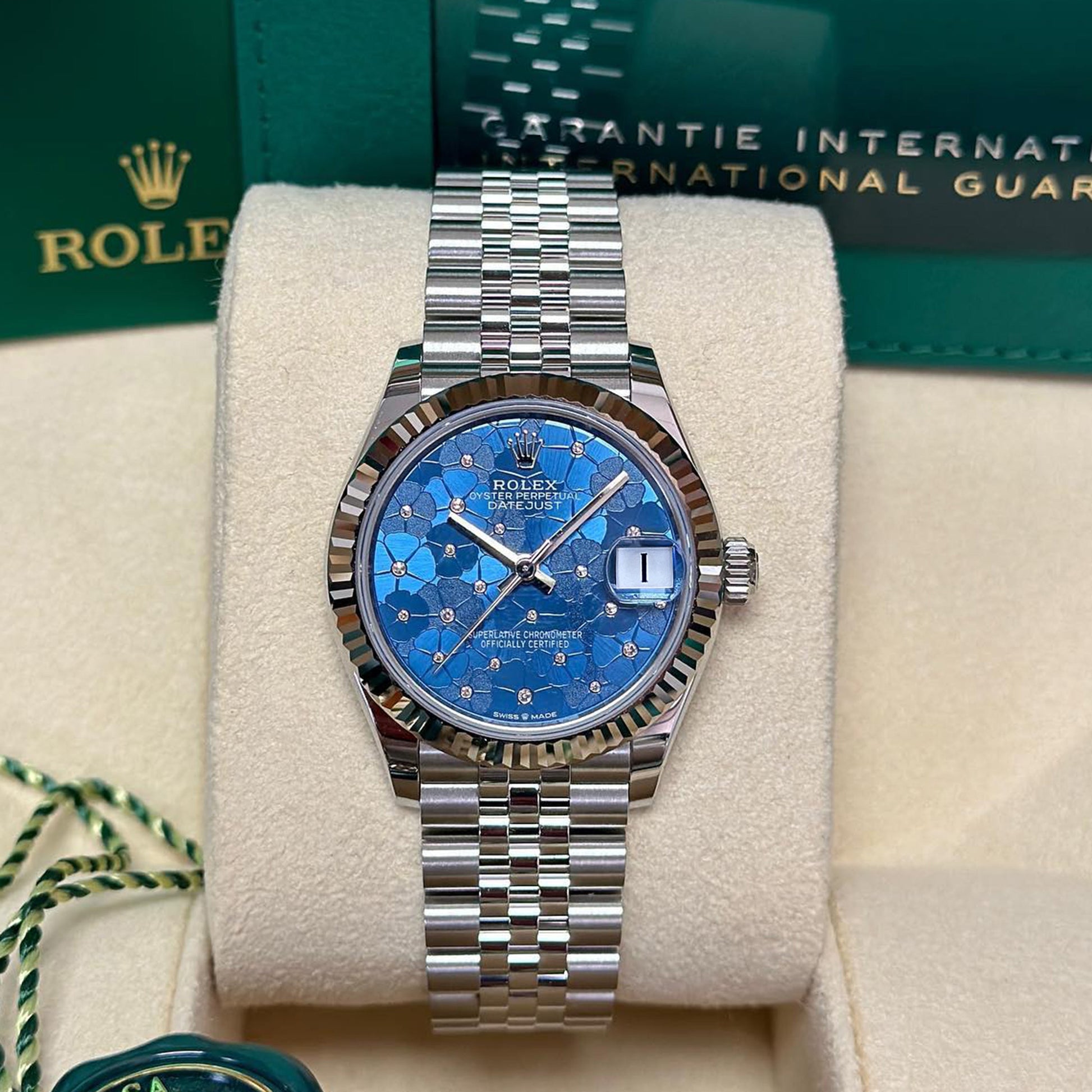 Rolex Datejust 31mm, Oystersteel and 18k White Gold and Diamonds, Ref# 278274-0036