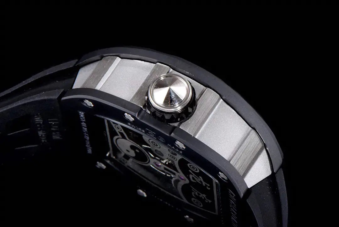 Richard Miller RM 057 NTPT Carbon Fiber Black Rubber Strap