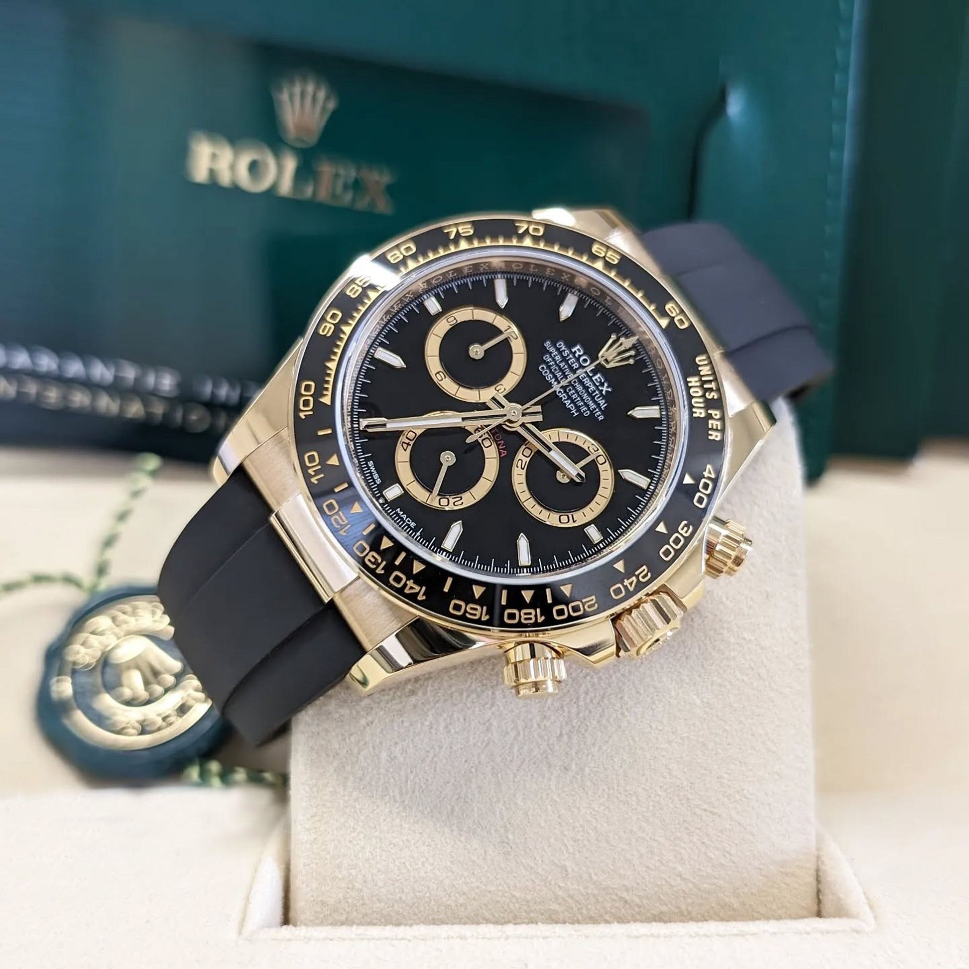 Rolex Cosmograph Daytona 40mm, 18k Yellow Gold, Ref# 126518ln-0008