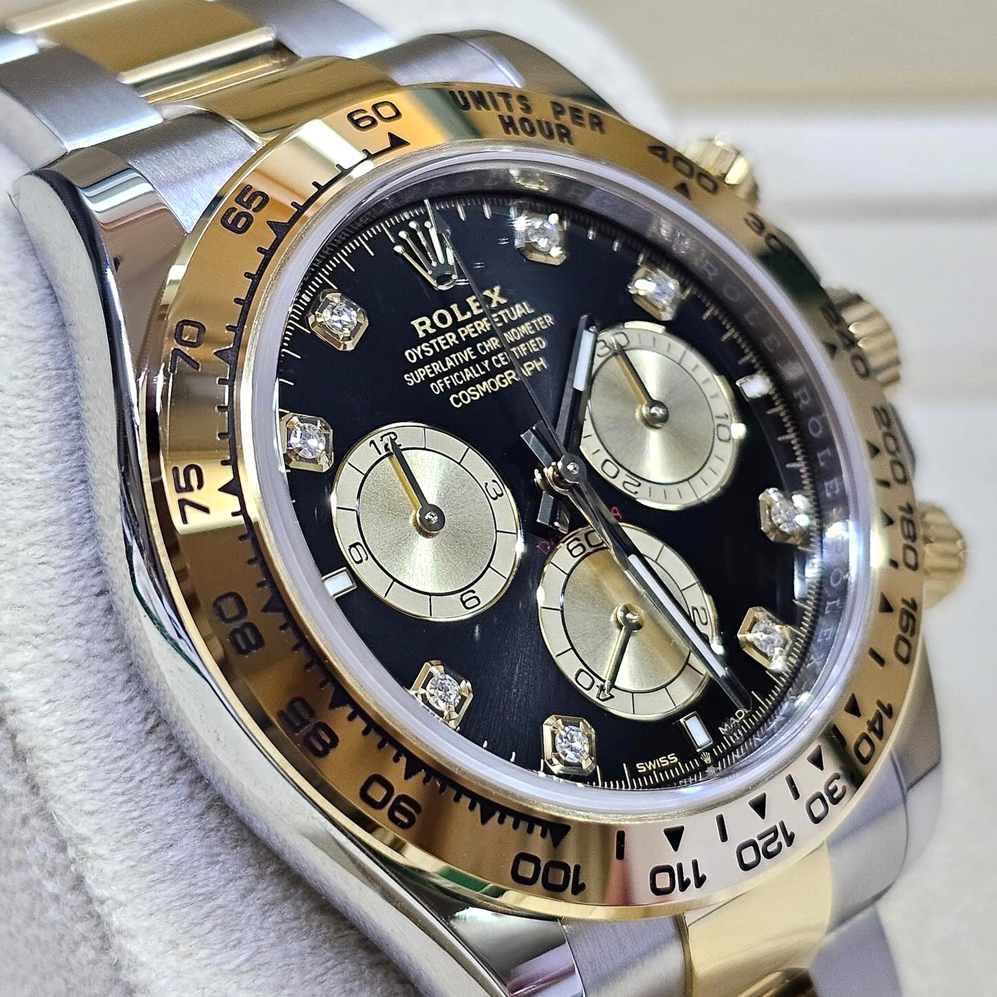 Rolex Cosmograph Daytona 40mm, Oystersteel and 18k Yellow Gold, Ref# 126503-0002