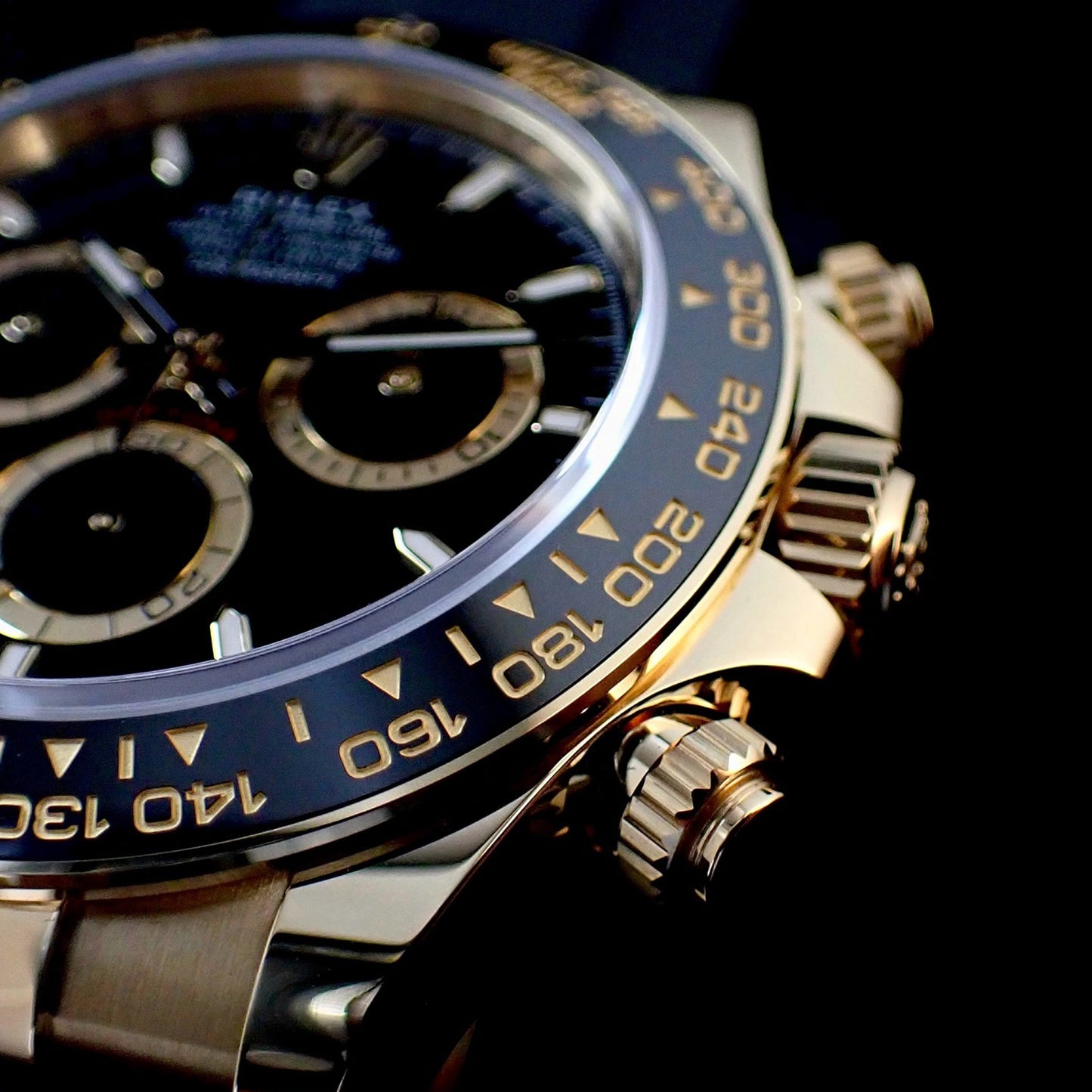 Rolex Cosmograph Daytona 40mm, 18k Yellow Gold, Ref# 126518ln-0008