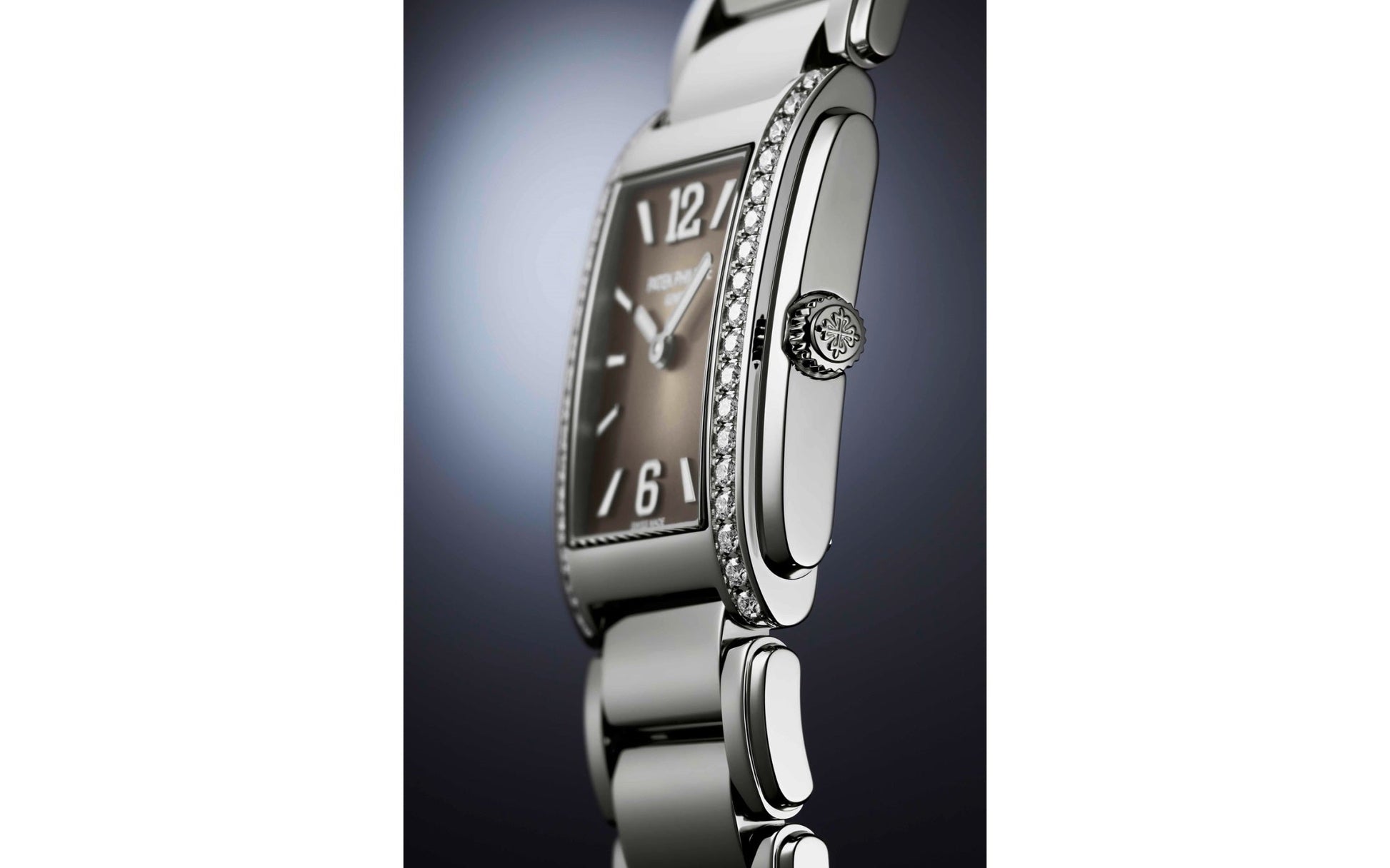 Patek Philippe Twenty~4 Quartz Ladies Watch, Stainless Steel with 36 Diamond (~0.42 ct), 25.1 x 30 mm, Ref# 4910/1200A-010