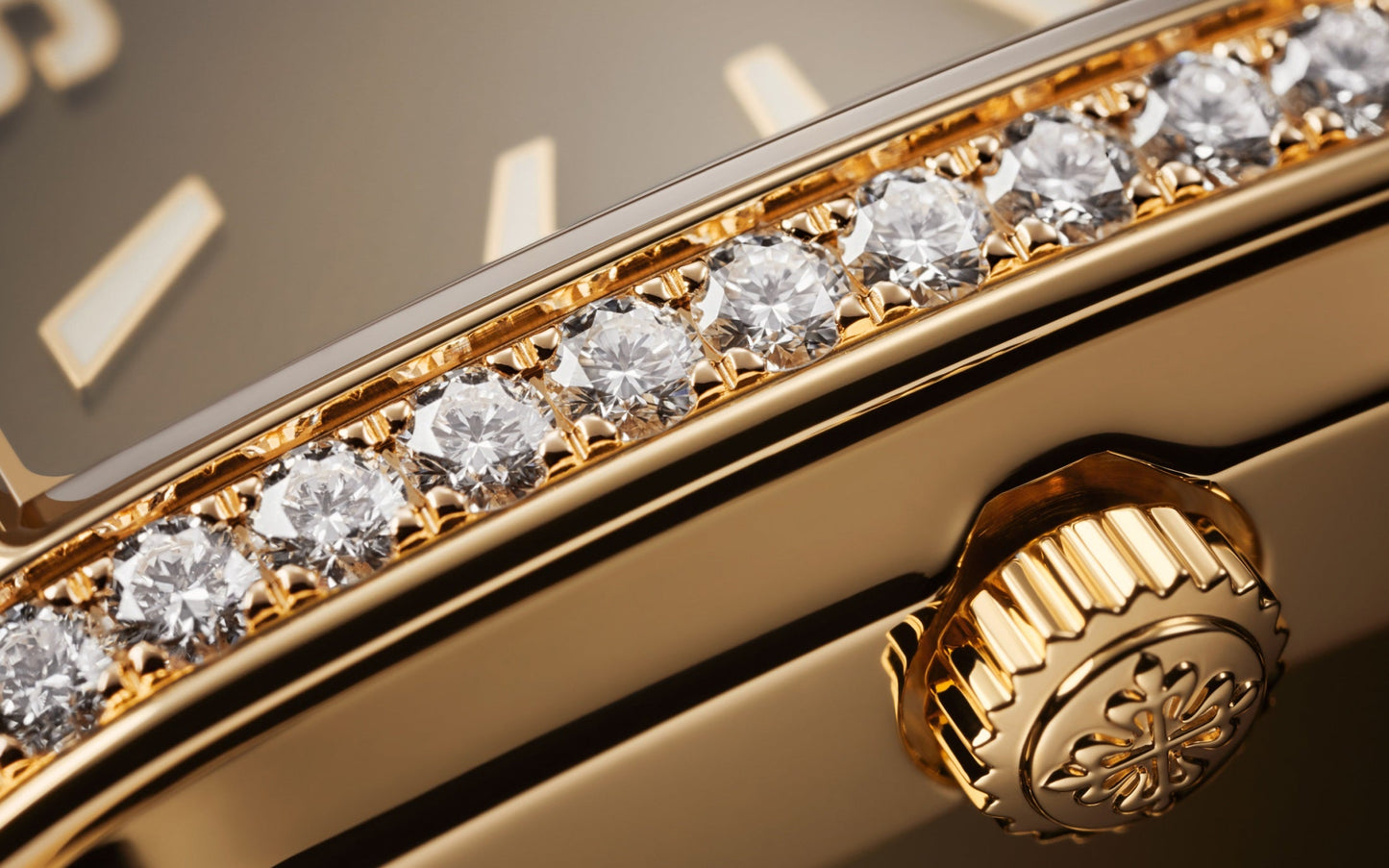 Patek Philippe Twenty~4 Quartz Ladies Watch, 18k Rose Gold with 34 Diamond (~0.57 ct), 25.1 x 30 mm, Ref# 4910/1201R-001