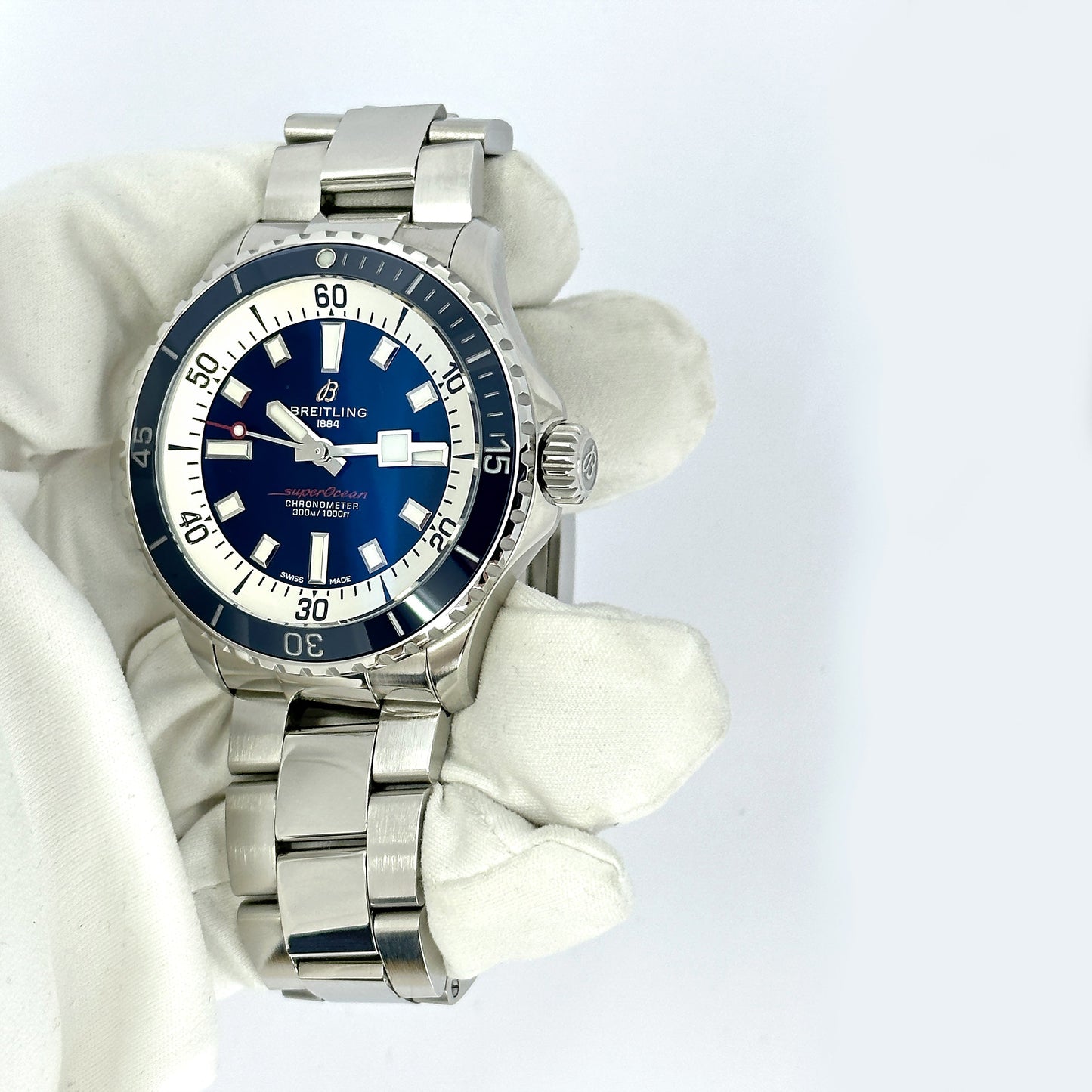 Breitling Superocean Automatic Ref# A17375E71C1A1, box and papers