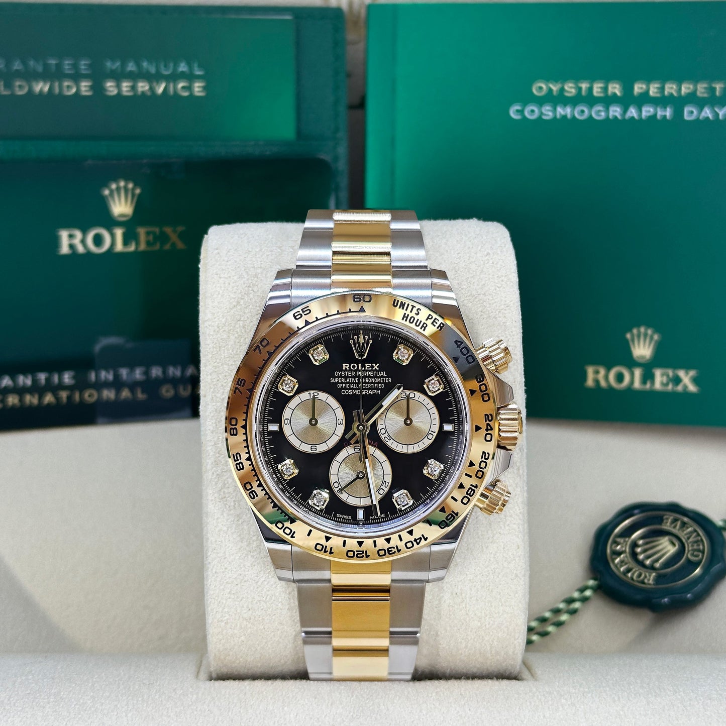 Rolex Cosmograph Daytona 40mm, Oystersteel and 18k Yellow Gold, Ref# 126503-0002