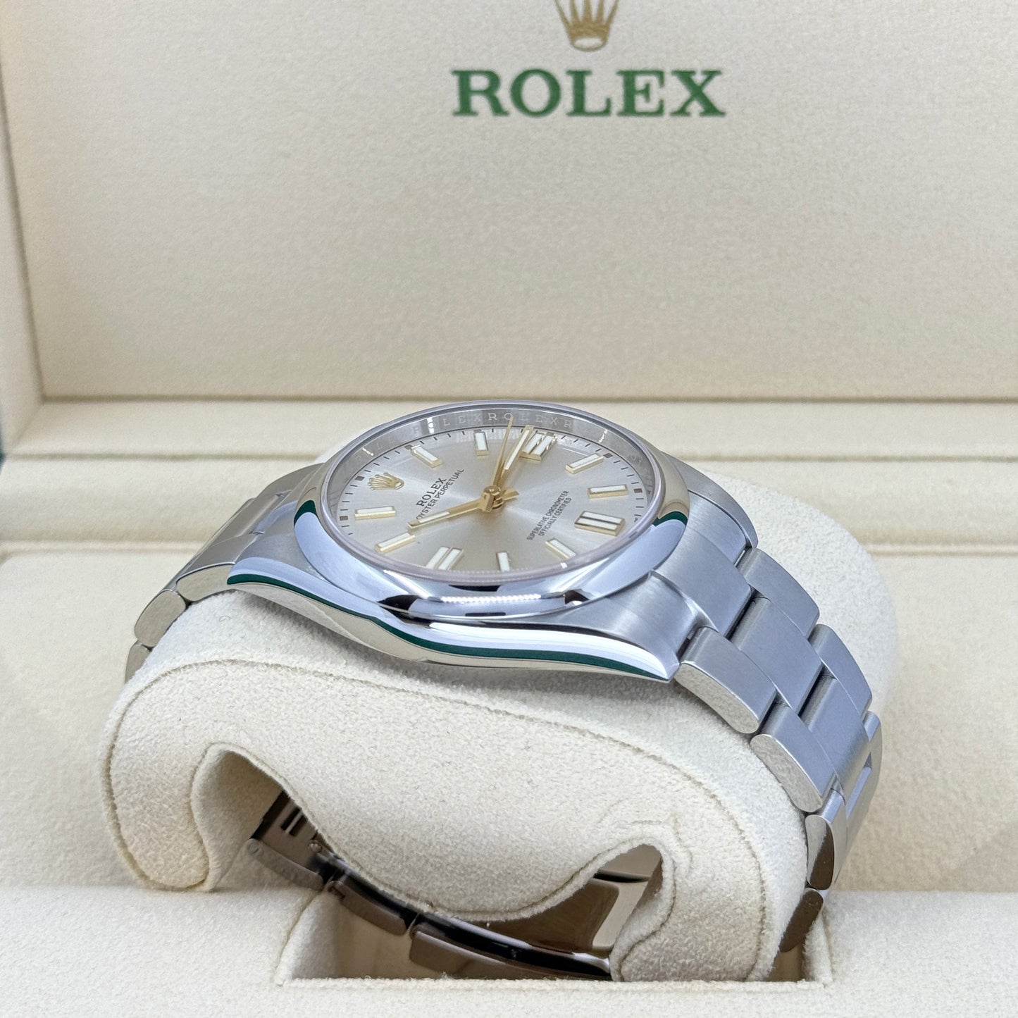 Rolex Oyster Perpetual 41 Oystersteel Ref# 124300-0001