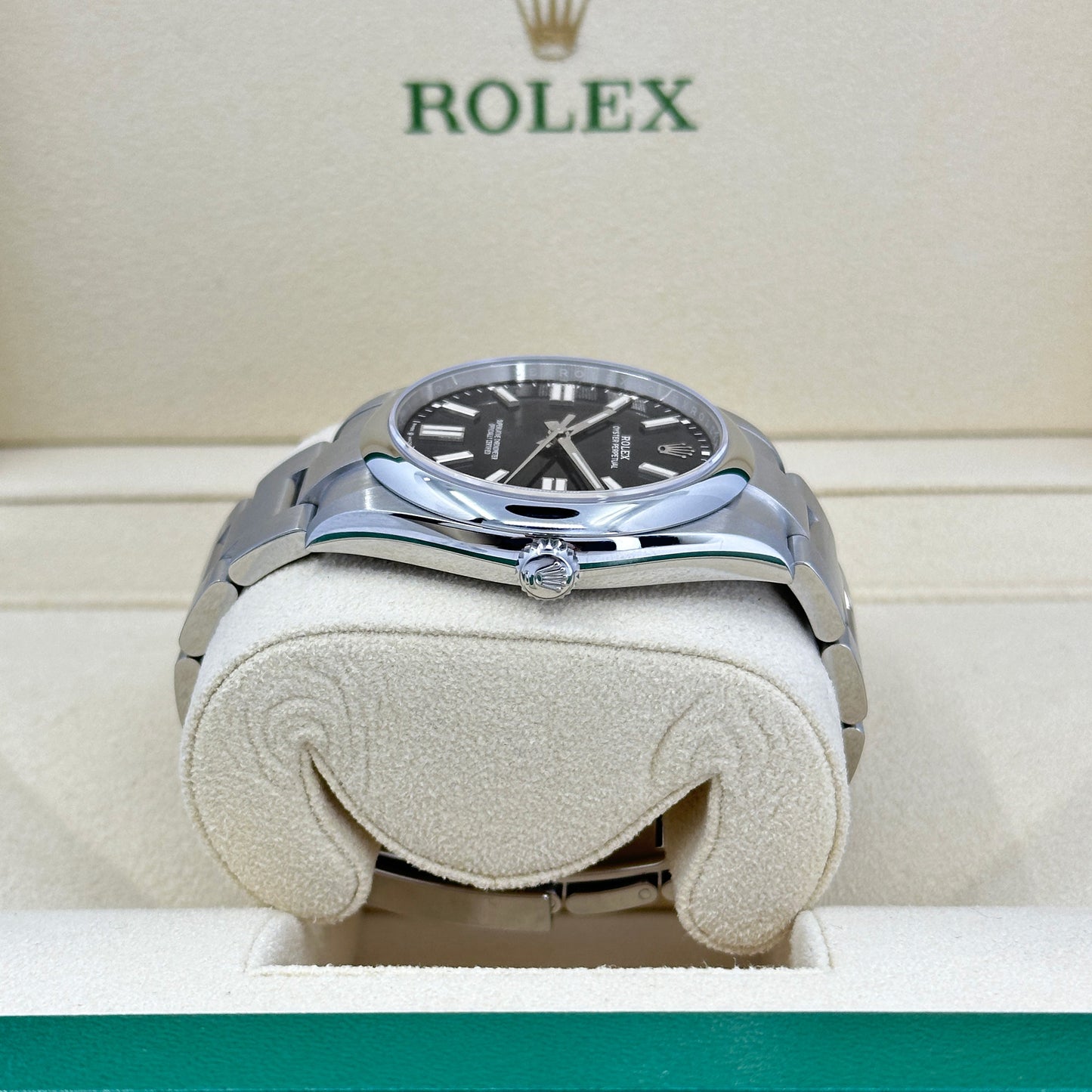 Rolex Oyster Perpetual No Date, Oysterteel, 41mm, Ref# 124300-0002