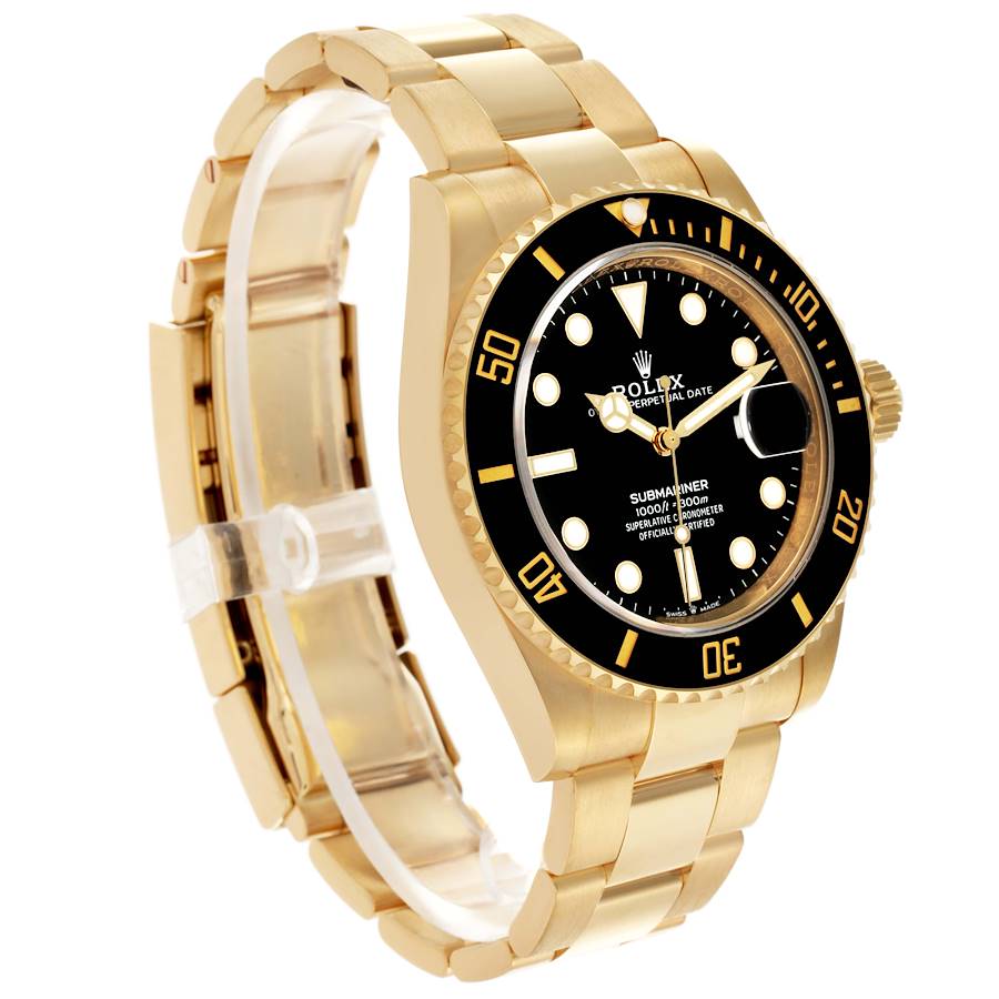 Rolex Submariner Date, 18k Yellow Gold, 41mm, Ref# 126618ln-0002