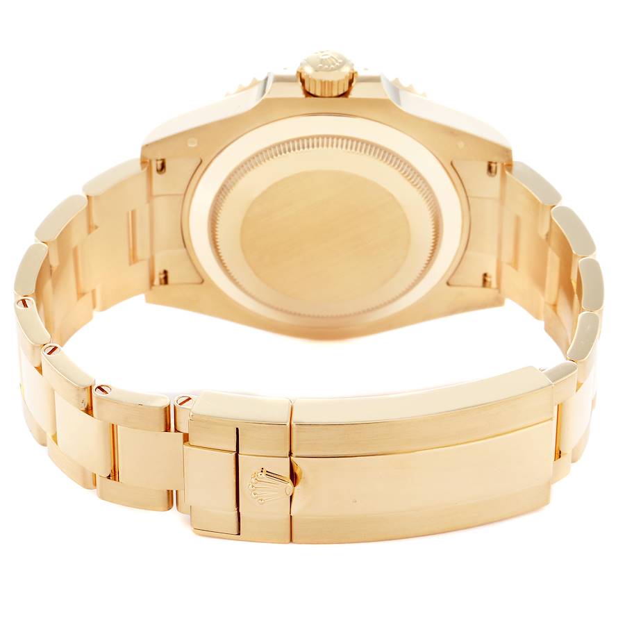 Rolex Submariner Date, 18k Yellow Gold, 41mm, Ref# 126618lb-0002