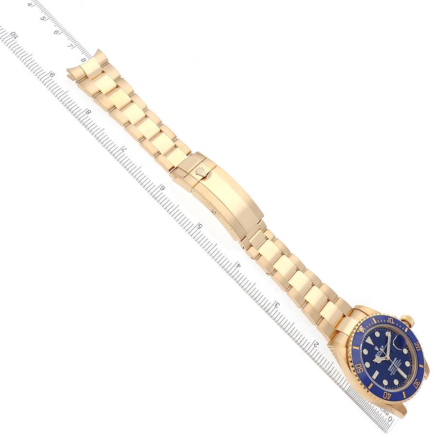 Rolex Submariner Date, 18k Yellow Gold, 41mm, Ref# 126618lb-0002
