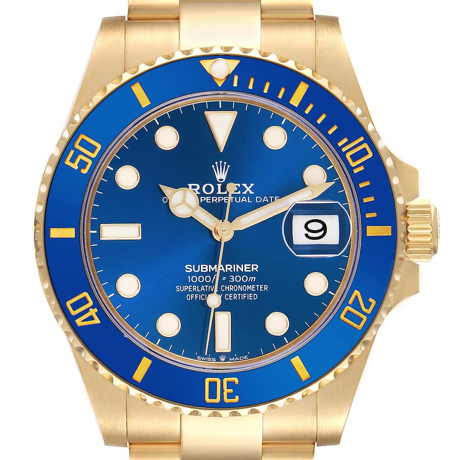 Rolex Submariner Date, 18k Yellow Gold, 41mm, Ref# 126618lb-0002